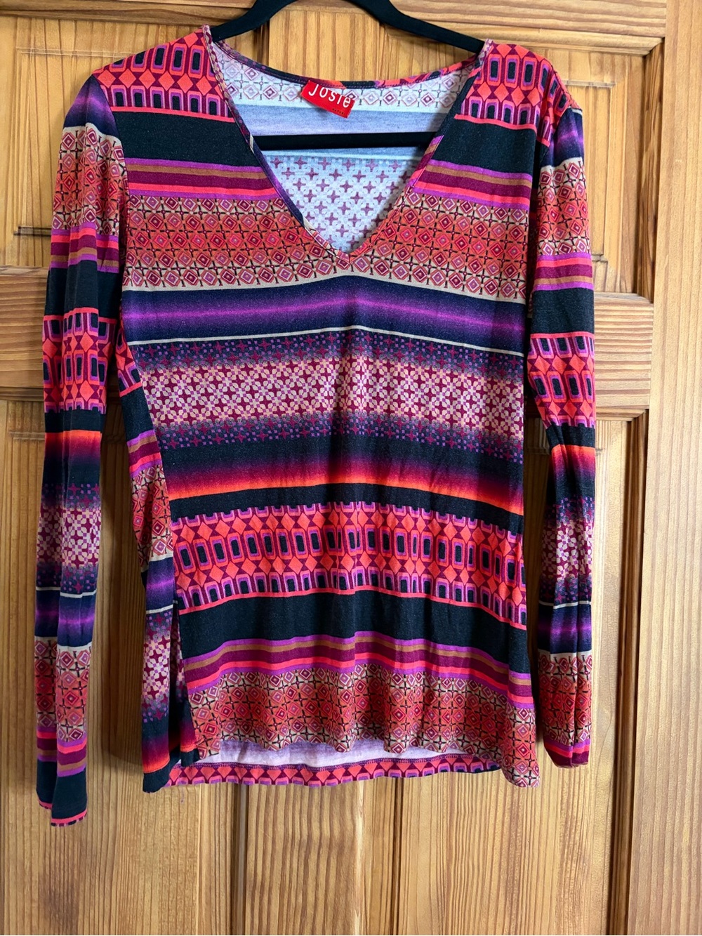 Josie Women's Pink, Black & Purple Patterned V-Neck Long Sleeve Top